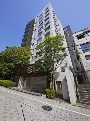 フォレセーヌ赤坂氷川町